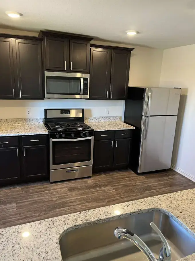 MoveNReady kitchen remodeling